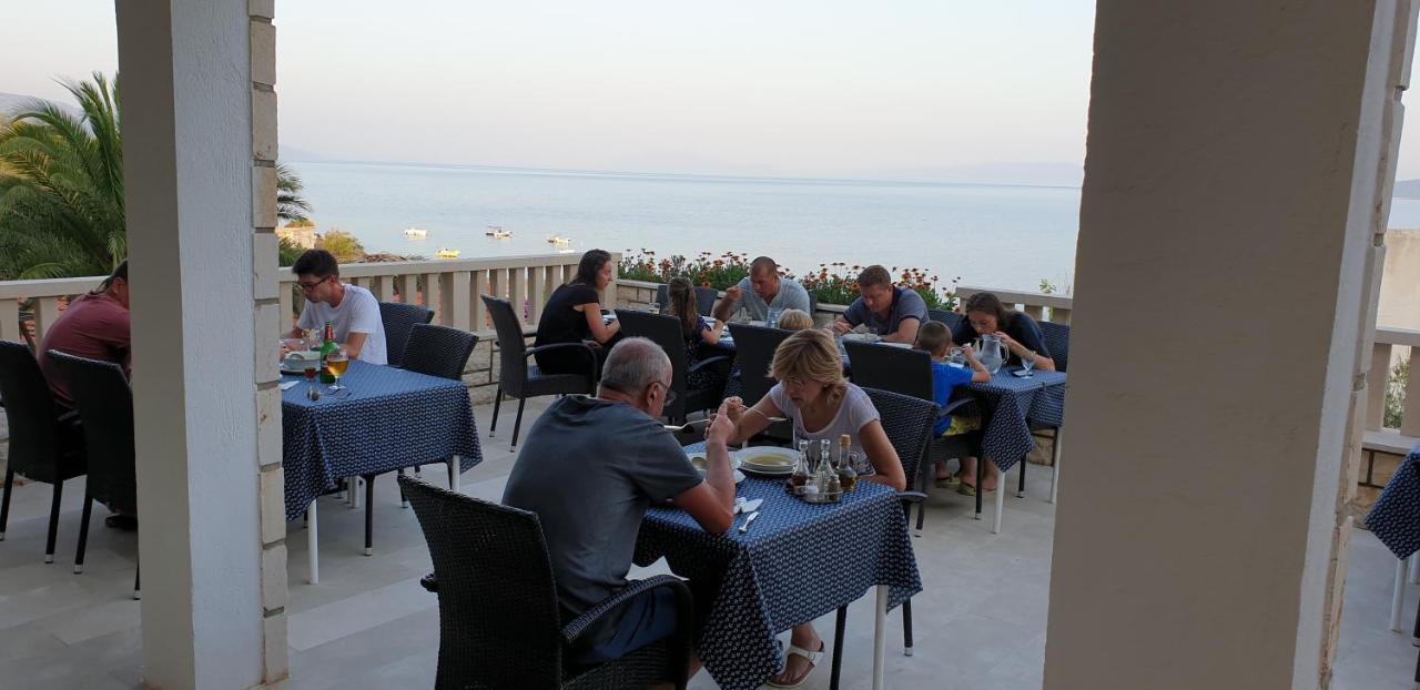 Pansion Braco Bed & Breakfast Zavala